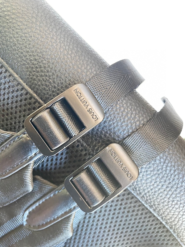 ルイヴィトンバッグ角部分ディテール